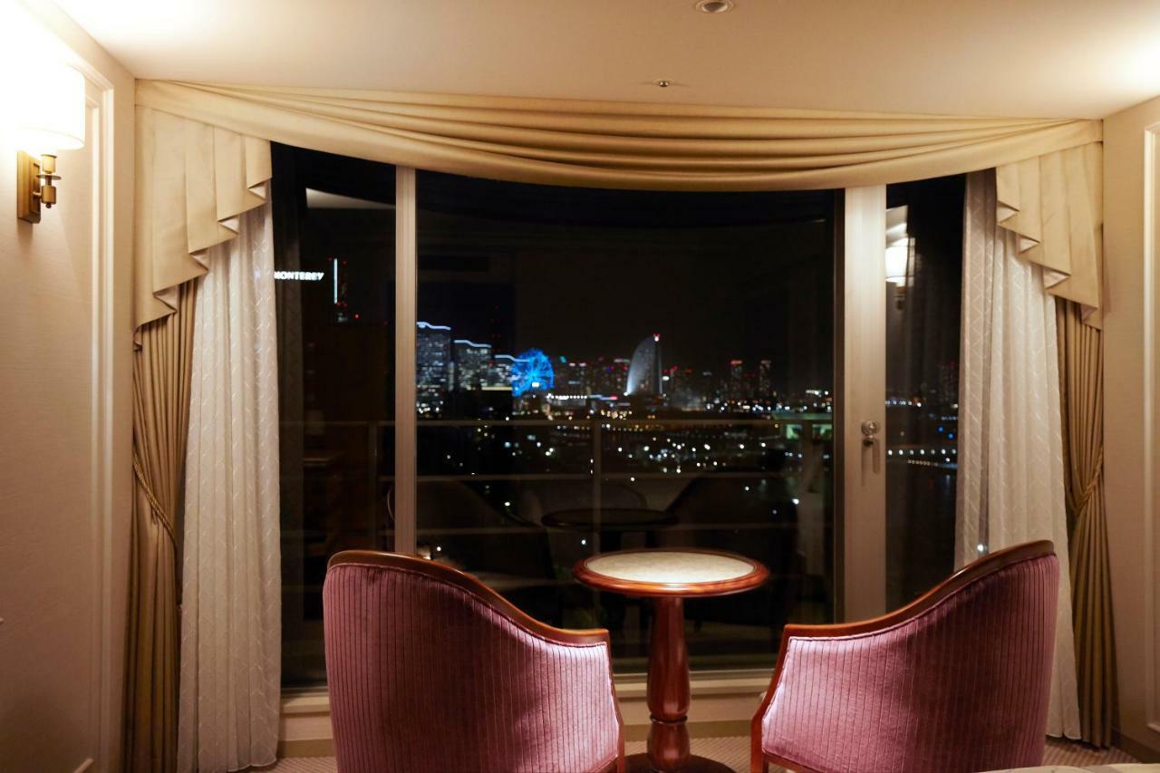Hotel New Grand Yokohama (Kanagawa) Exterior foto View from a suite at the hotel
